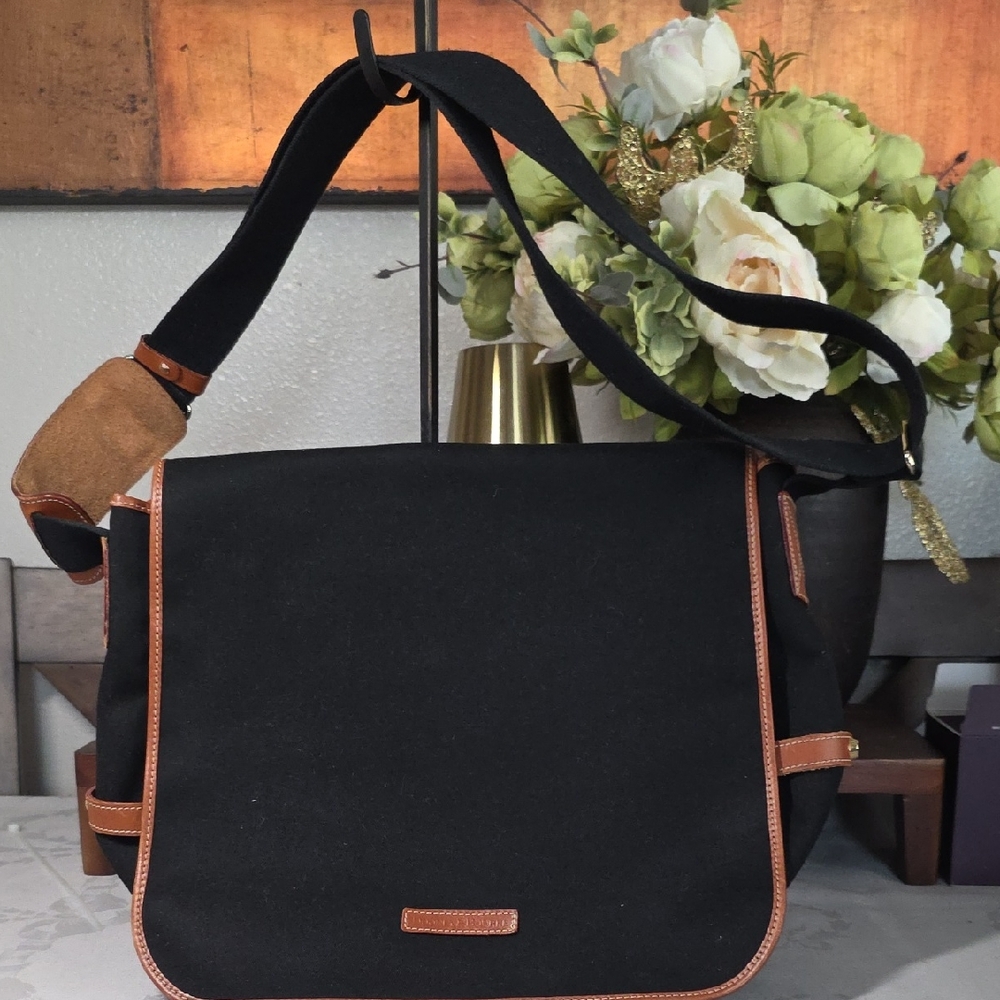 Dooney & Bourke Computer/Messenger Bag
